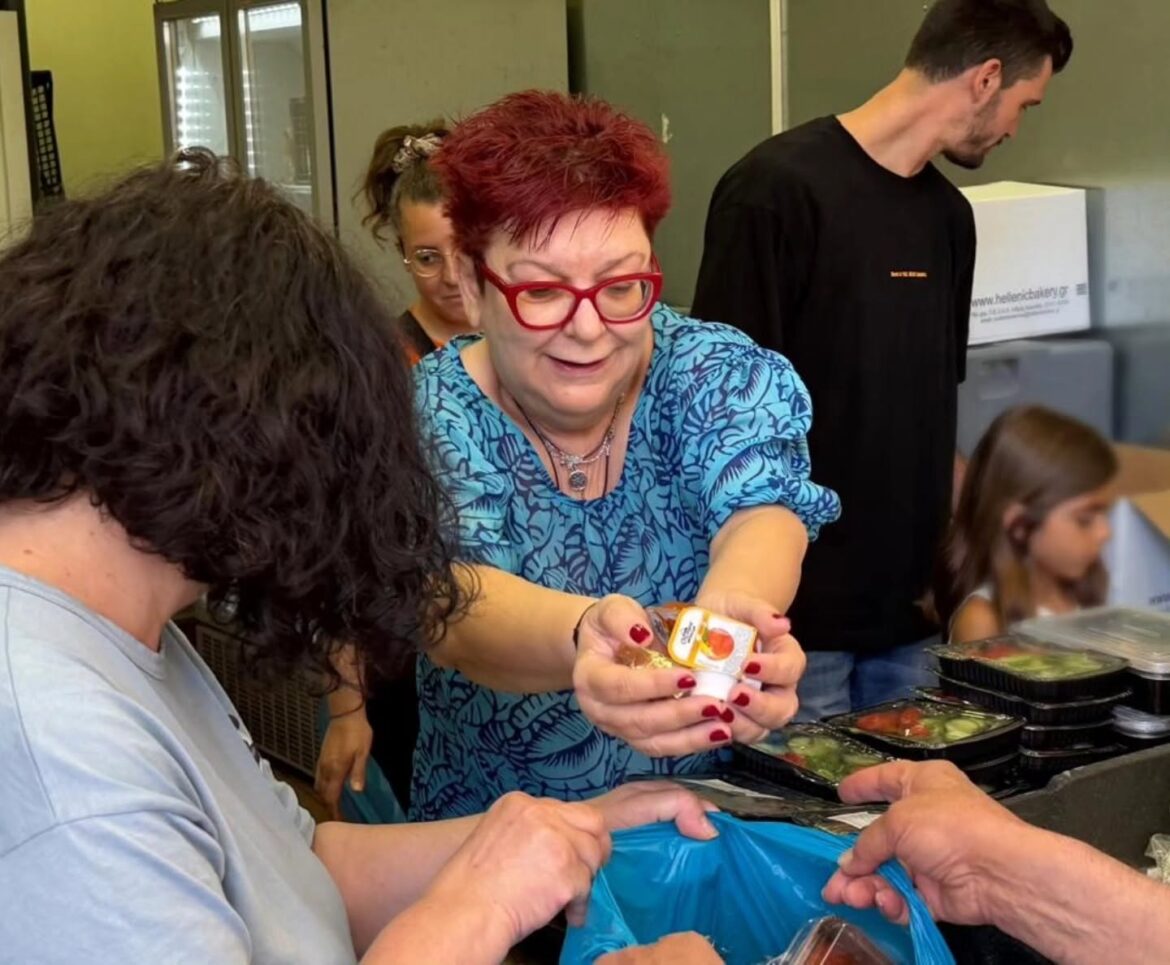 Κοινωνική Ασπίδα στην Πρωτεύουσα: 300 Γεύματα Αλληλεγγύης στο Πολυδύναμο Κέντρο Αστέγων με τη Σύνδραμη 50 Εθελοντών